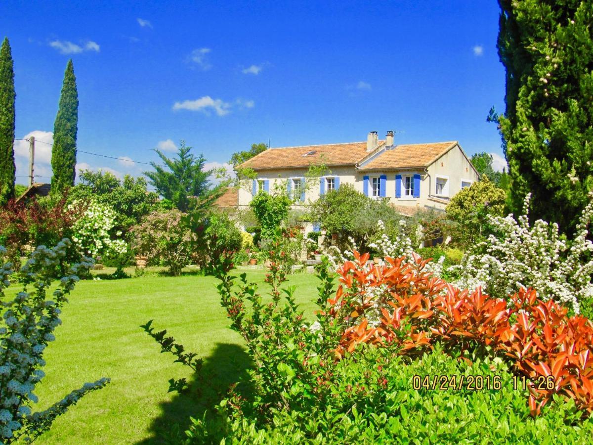 Villa Le Vieux Pont Carpentras Exterior foto